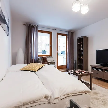 Cozy With Private Garage Appartamento *