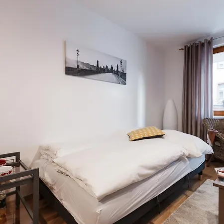 Apartament Cozy With Private Garage